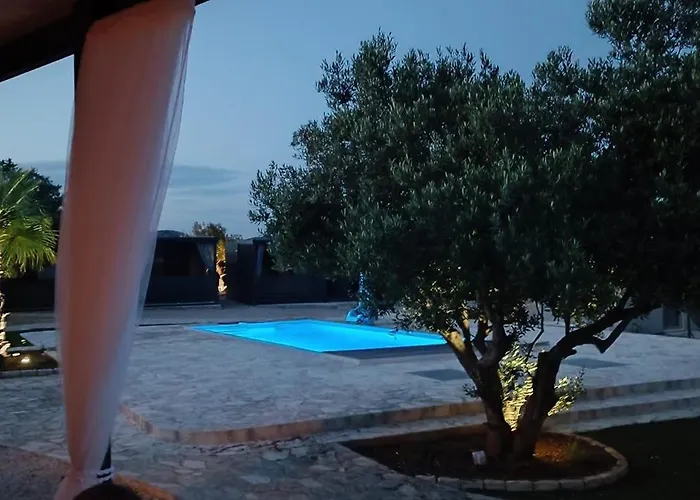 Campeggio Sak Mobile Ii Pirovac